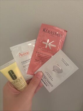 Hair and skincare beauty sample pack bundle
